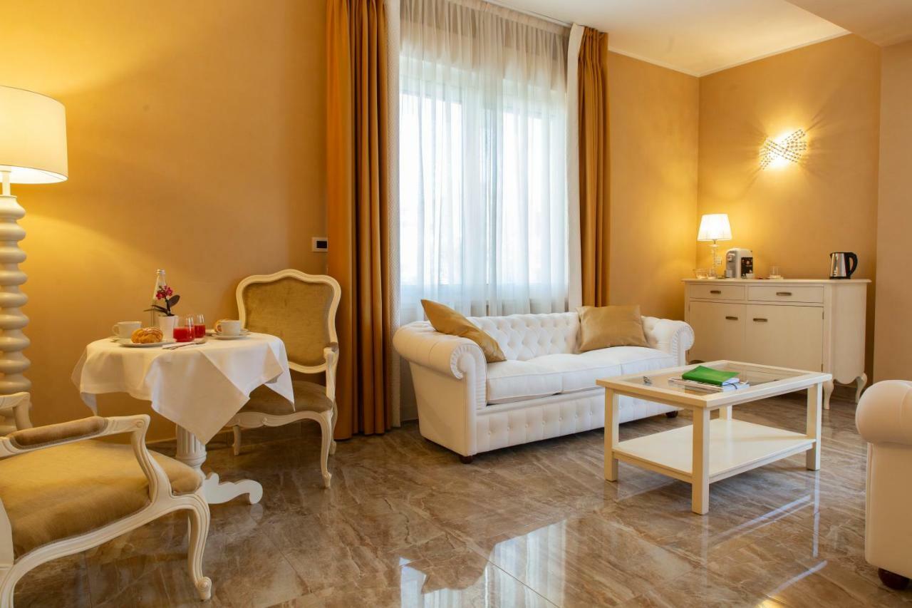 Aurum Suites ペスカーラ エクステリア 写真
