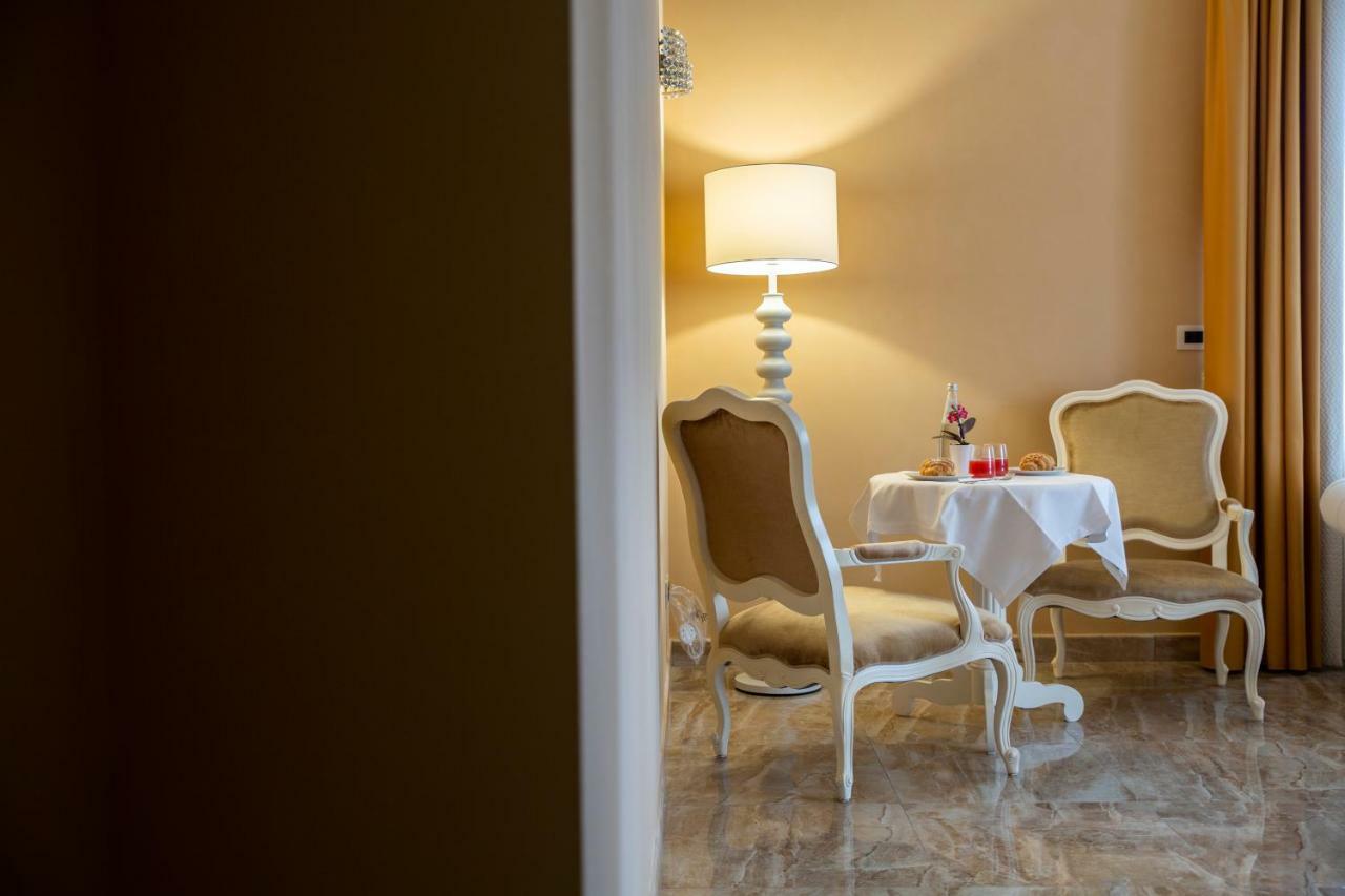 Aurum Suites ペスカーラ エクステリア 写真