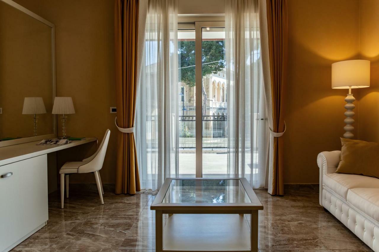 Aurum Suites ペスカーラ エクステリア 写真